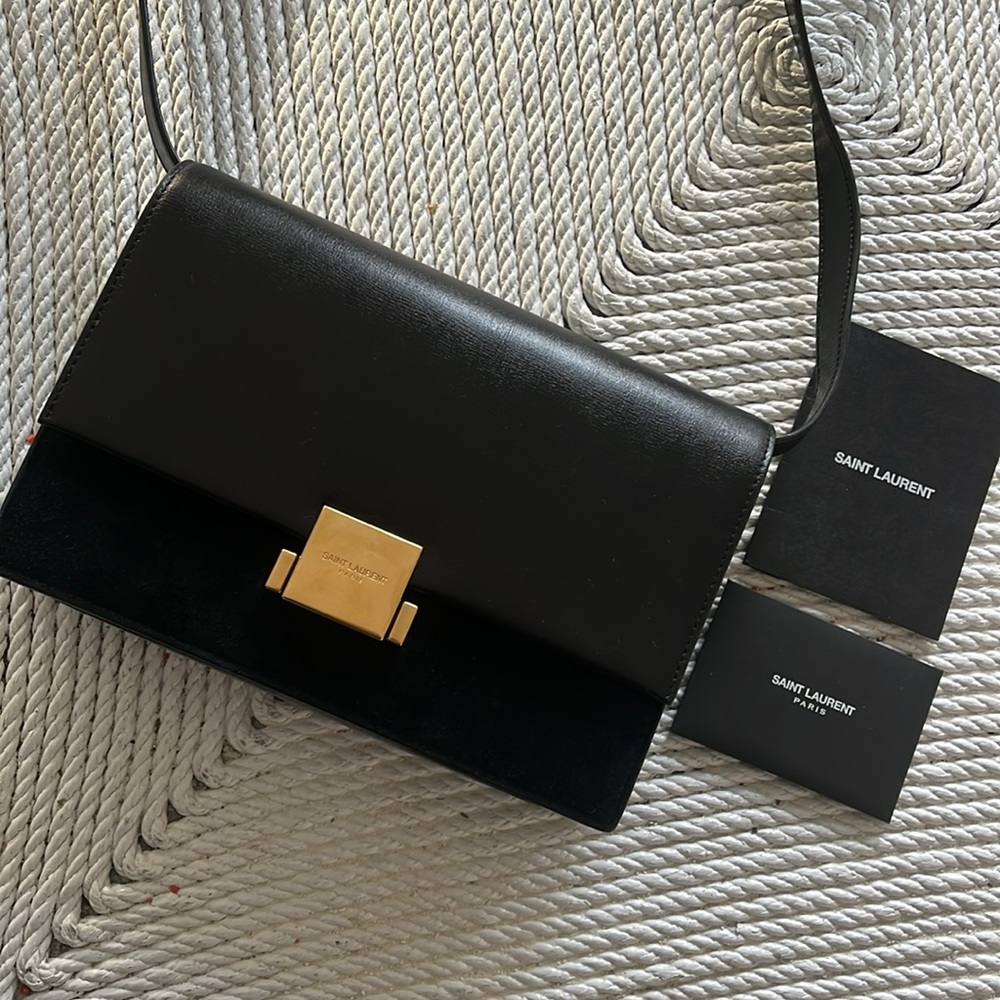 Gorgeous Saint Laurent Black and Gold Crossbody Bag leather and suede